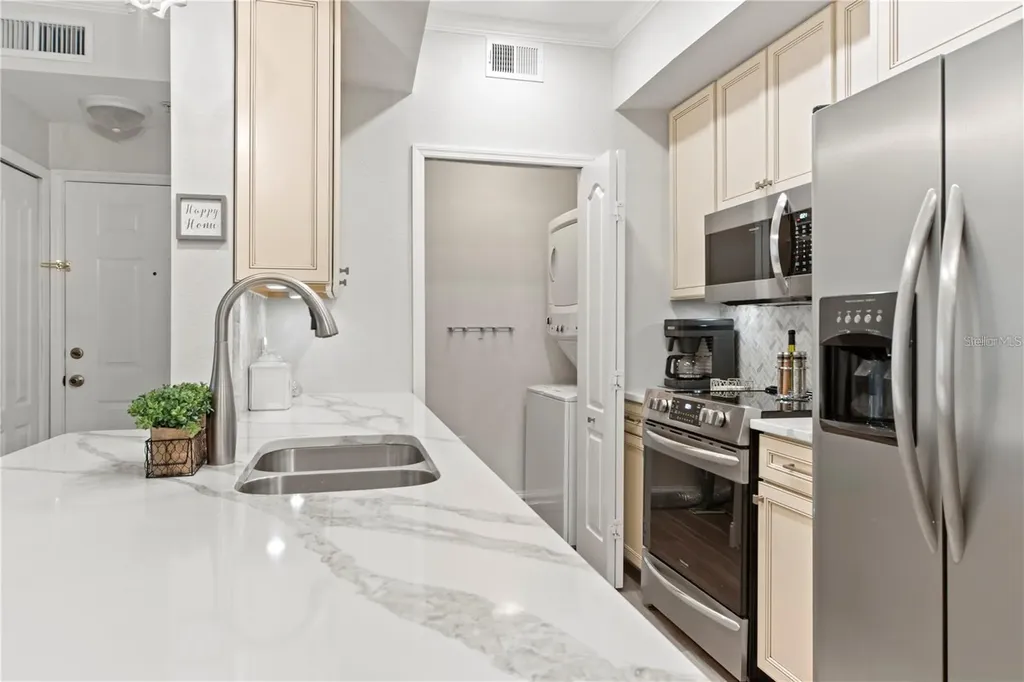 4148 Central Sarasota Parkway Sarasota FL 34238