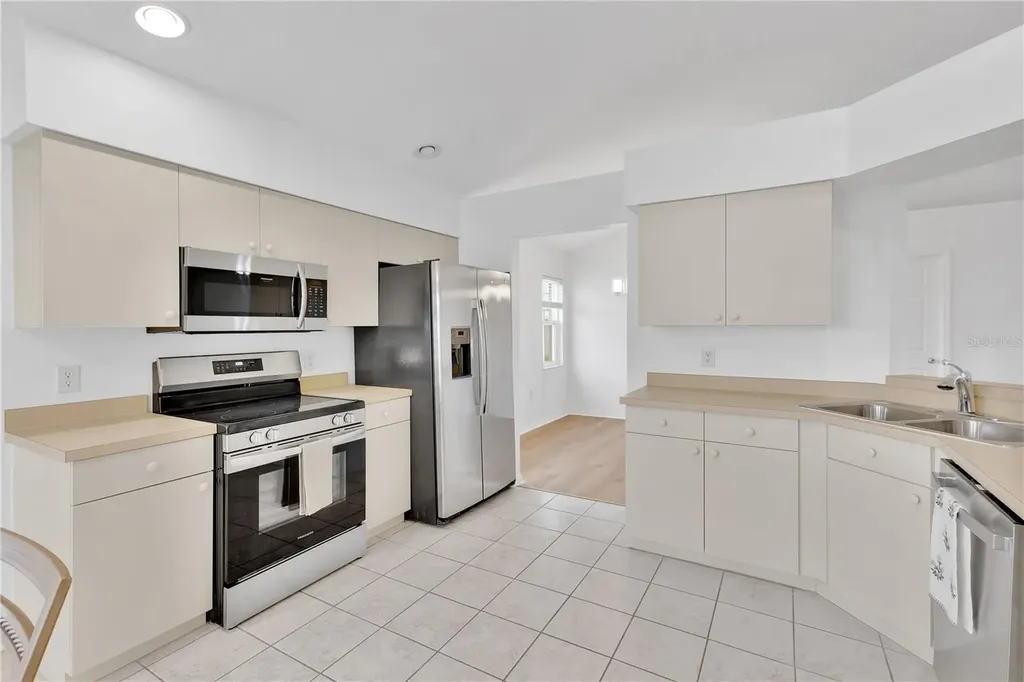 2175 Stoney Pointe Drive Lakeland FL 33813
