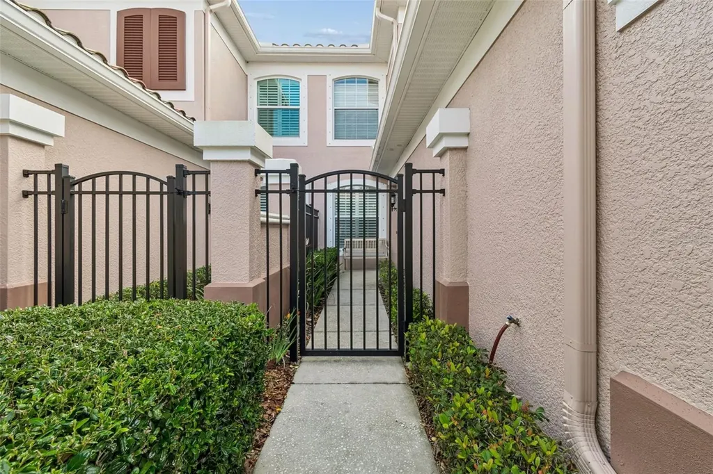 822 Lantern Way Clearwater FL 33765