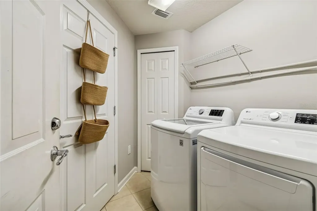 822 Lantern Way Clearwater FL 33765