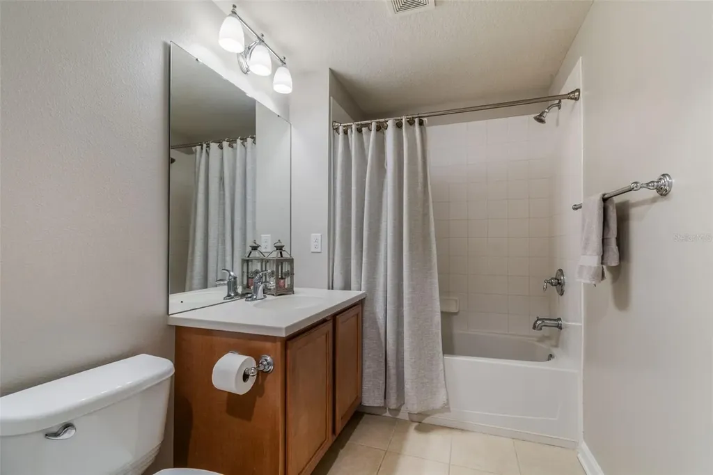 822 Lantern Way Clearwater FL 33765