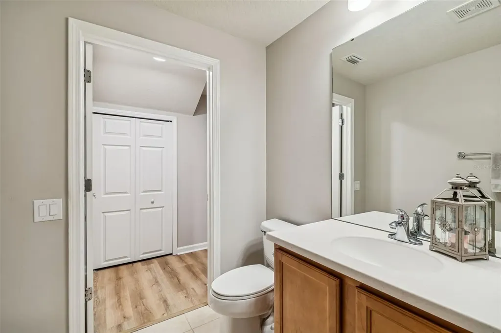 822 Lantern Way Clearwater FL 33765