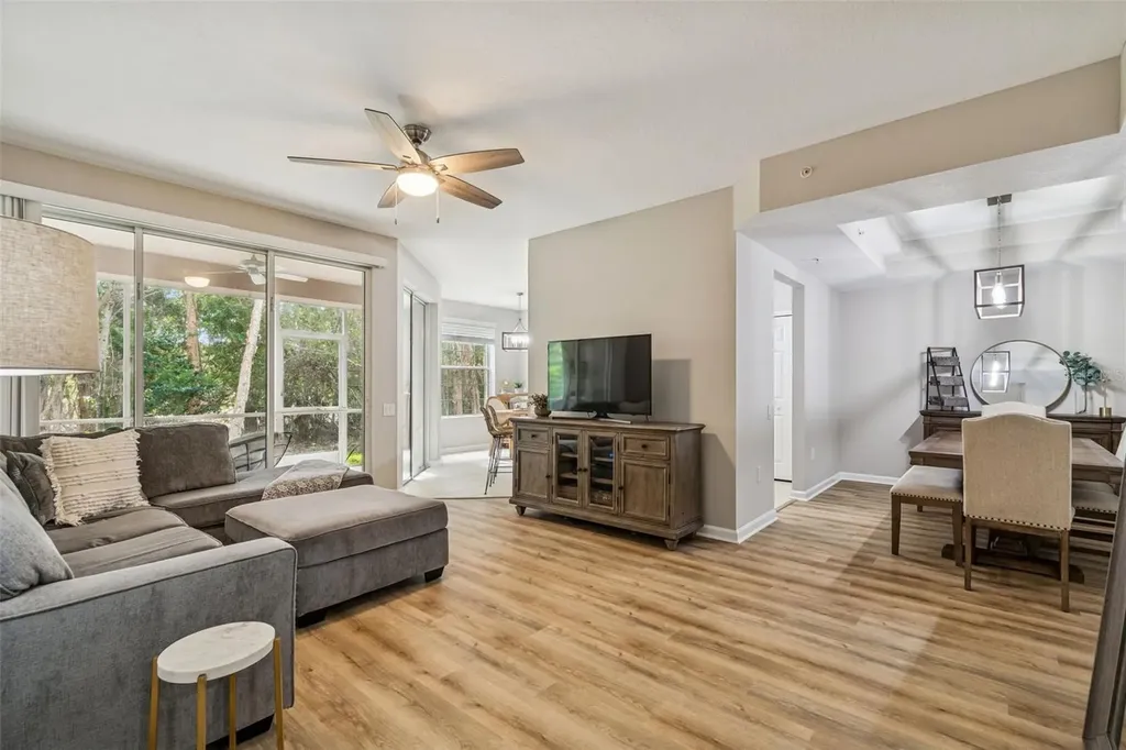 822 Lantern Way Clearwater FL 33765