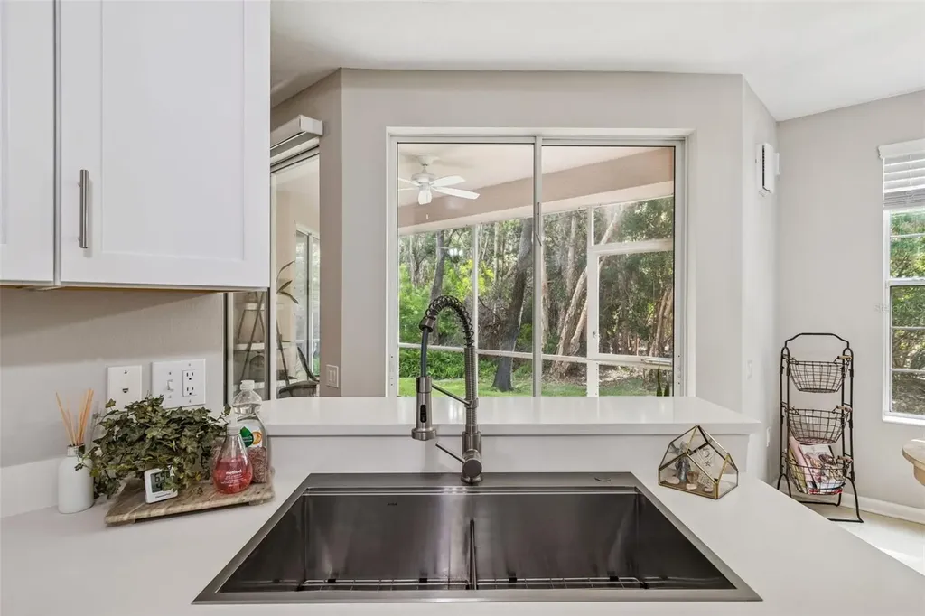 822 Lantern Way Clearwater FL 33765