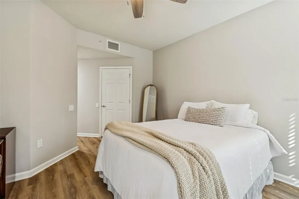822 Lantern Way Clearwater FL 33765