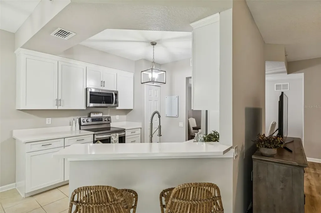 822 Lantern Way Clearwater FL 33765