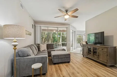 822 Lantern Way Clearwater FL 33765