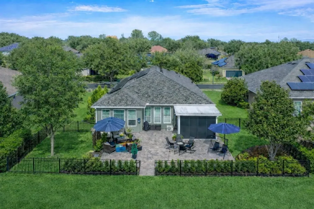 152 Balmy Coast Road Groveland FL 34736
