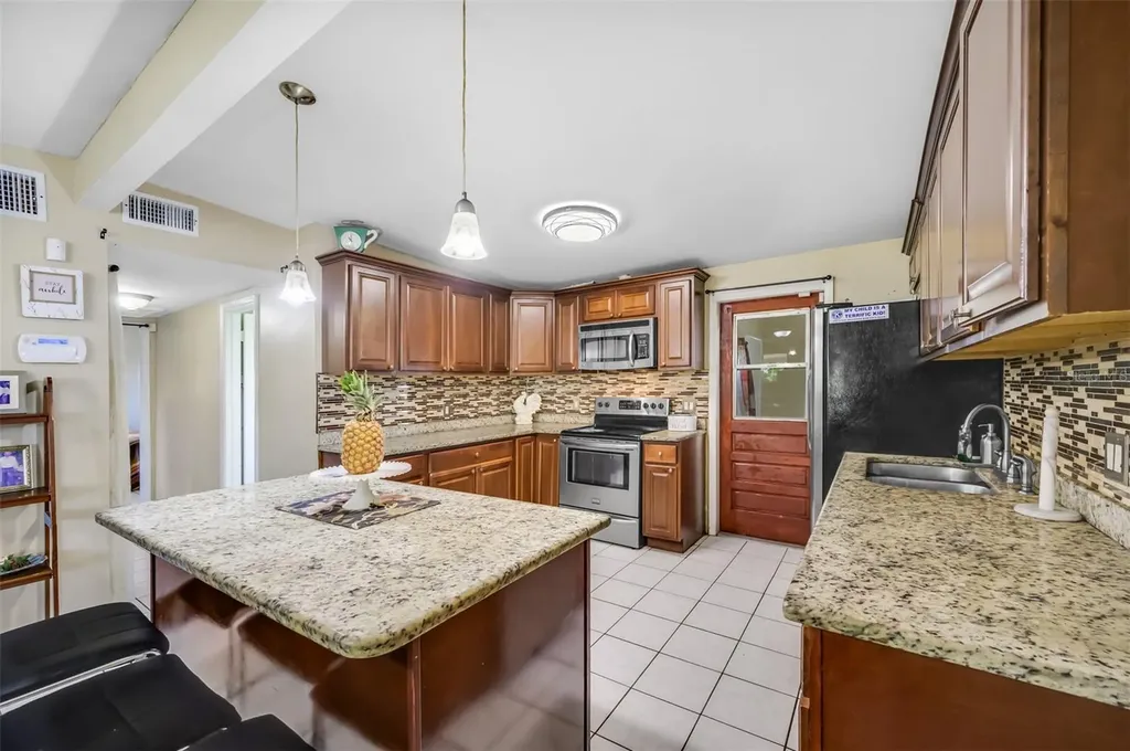 603 Westbrook Avenue Brandon FL 33511