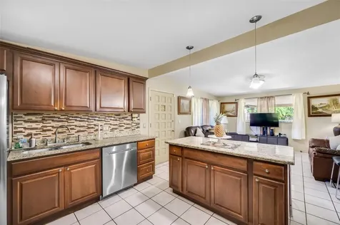 603 Westbrook Avenue Brandon FL 33511