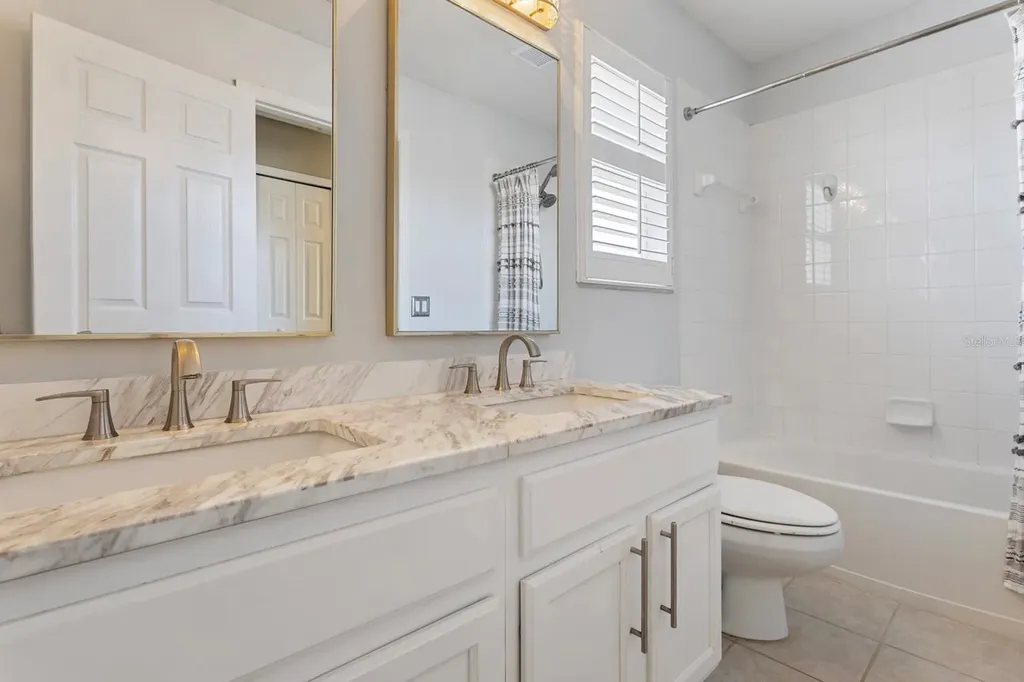 3231 Stonebridge Trail Valrico FL 33596