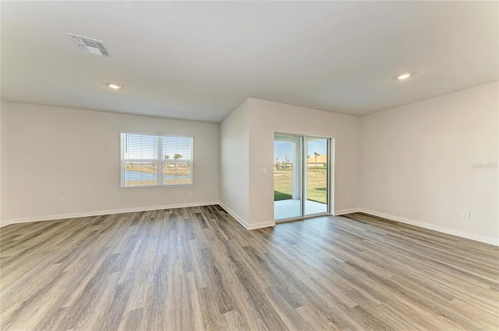 18143 Wheathouse Place Bradenton FL 34211