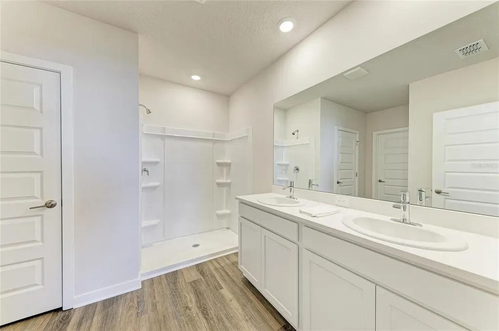18143 Wheathouse Place Bradenton FL 34211