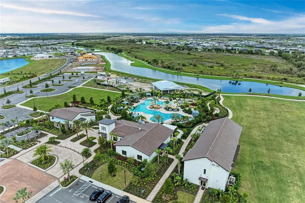 18143 Wheathouse Place Bradenton FL 34211
