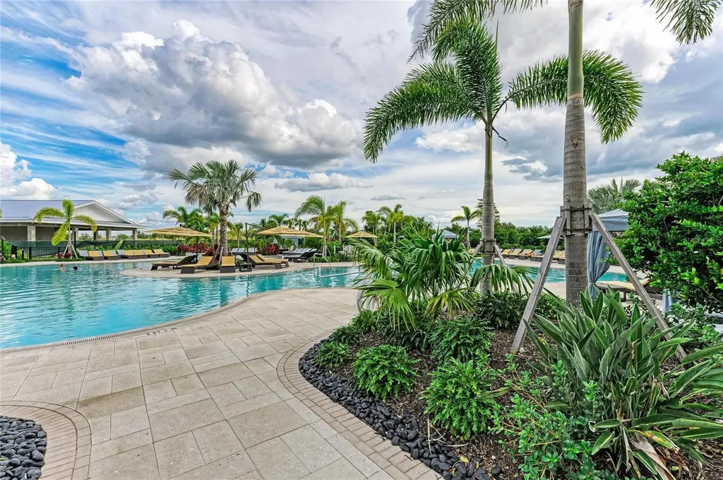 18143 Wheathouse Place Bradenton FL 34211