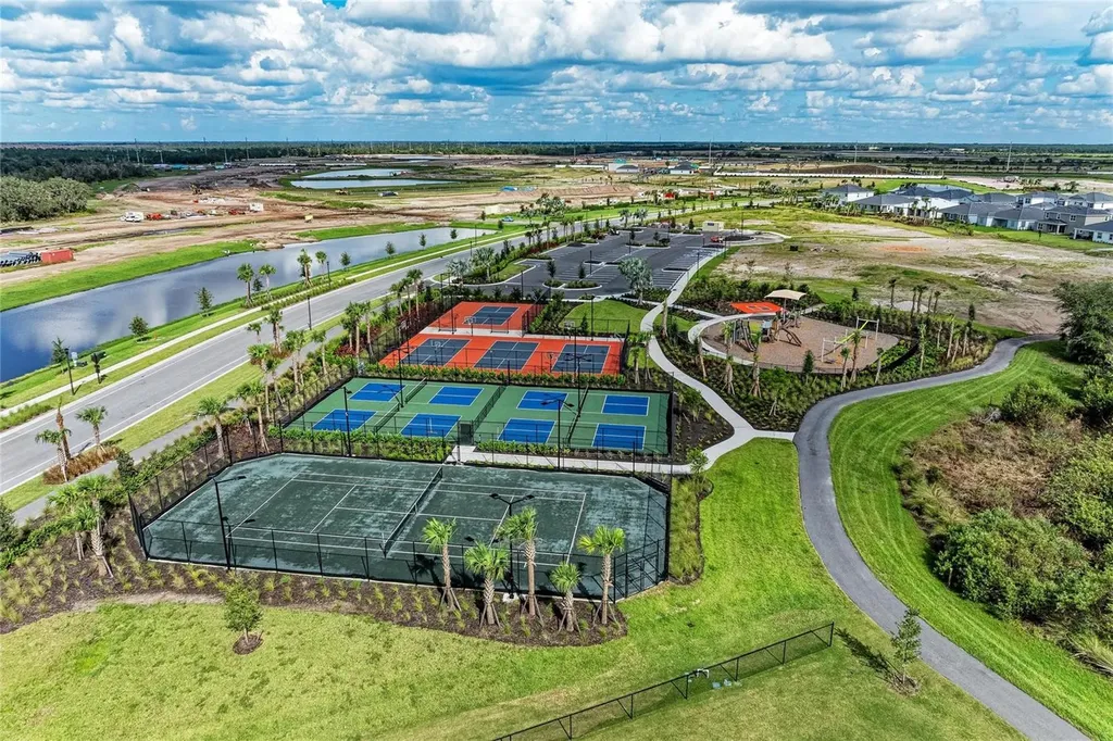 18143 Wheathouse Place Bradenton FL 34211