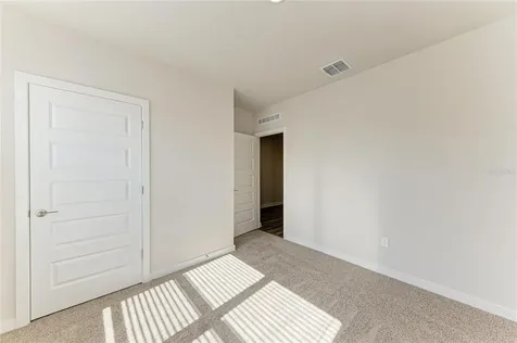 18143 Wheathouse Place Bradenton FL 34211