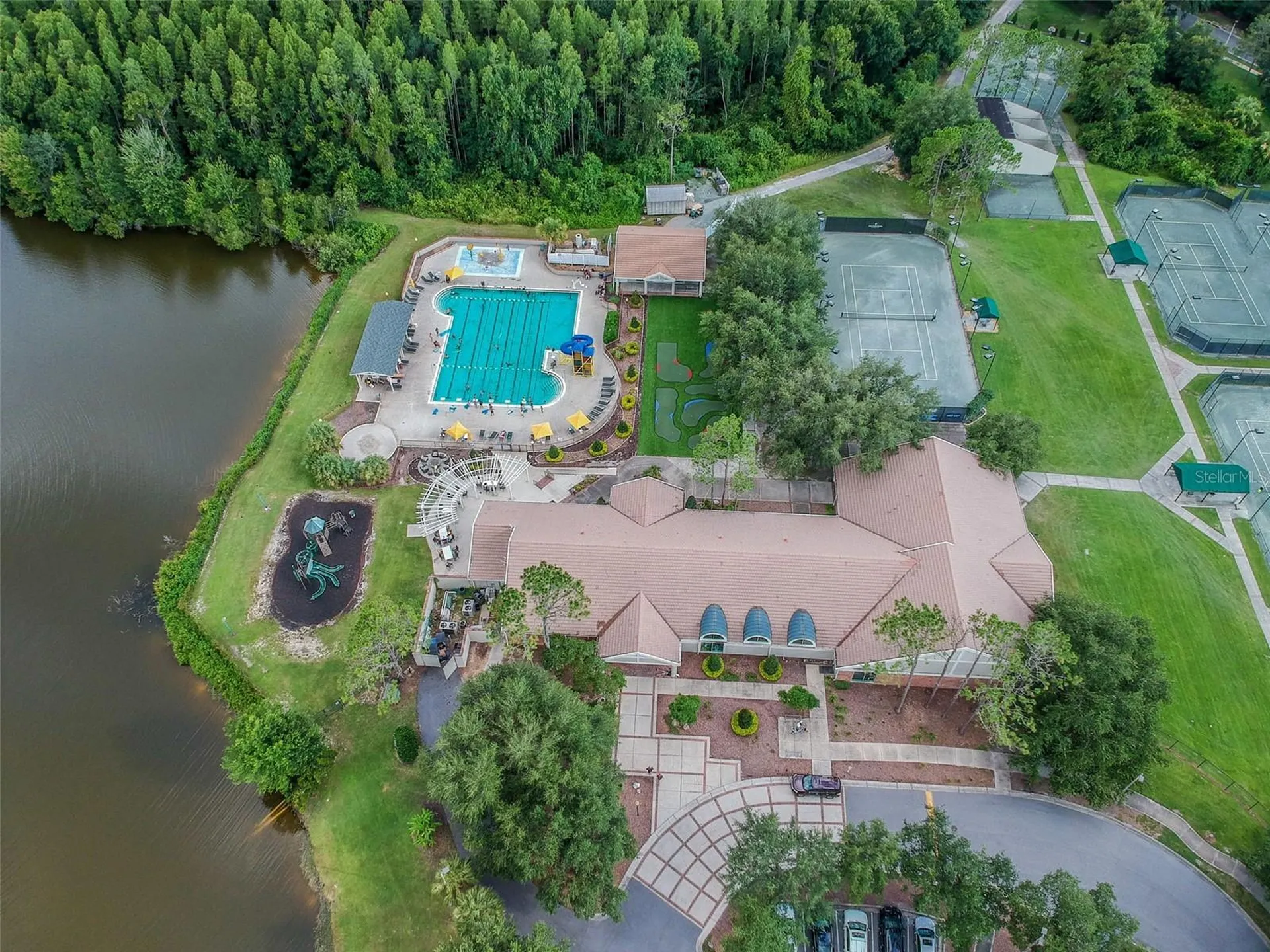17503 Edinburgh Drive Tampa FL 33647