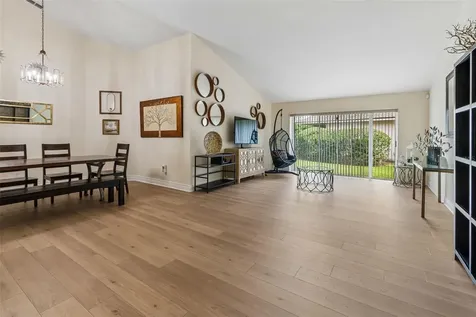 17503 Edinburgh Drive Tampa FL 33647
