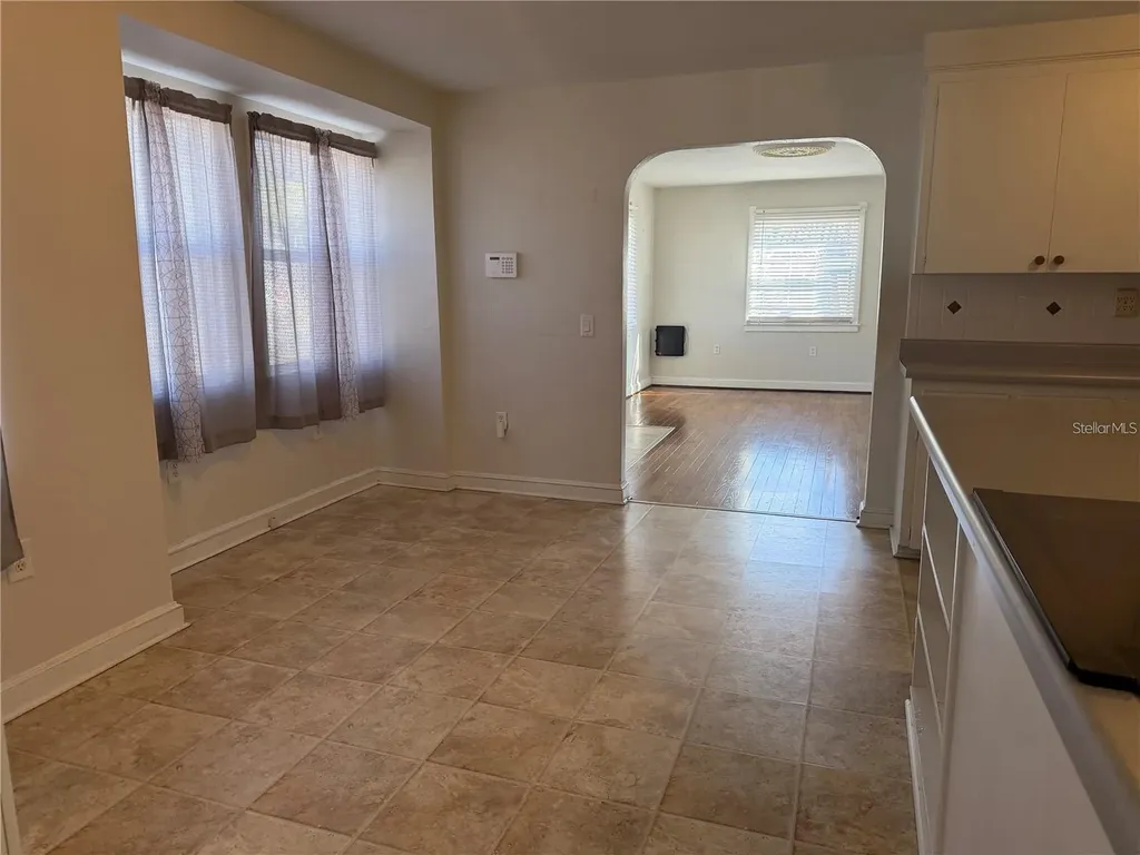 5335 6th Street Zephyrhills FL 33542