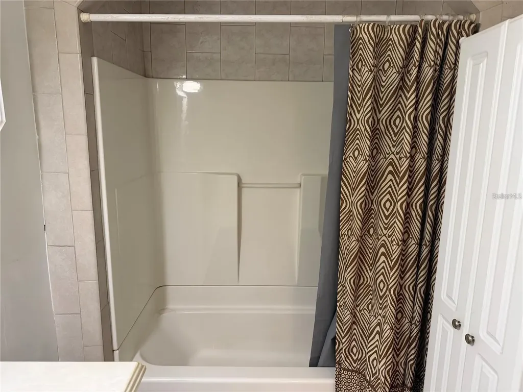 5335 6th Street Zephyrhills FL 33542