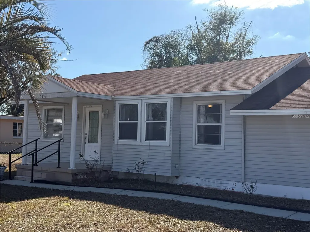5335 6th Street Zephyrhills FL 33542