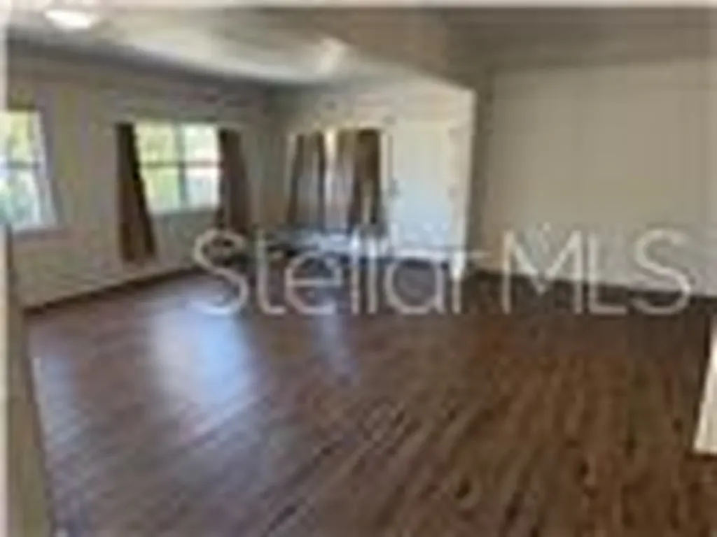 5335 6th Street Zephyrhills FL 33542