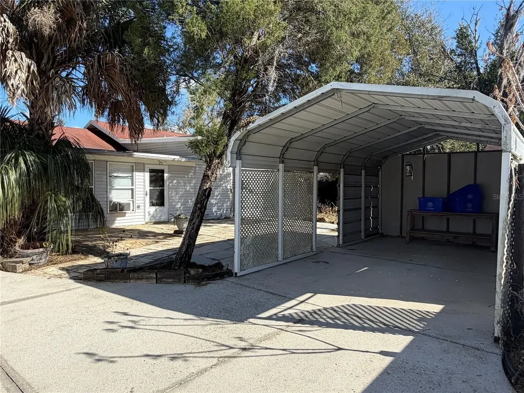 5335 6th Street Zephyrhills FL 33542