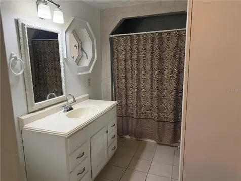 5335 6th Street Zephyrhills FL 33542