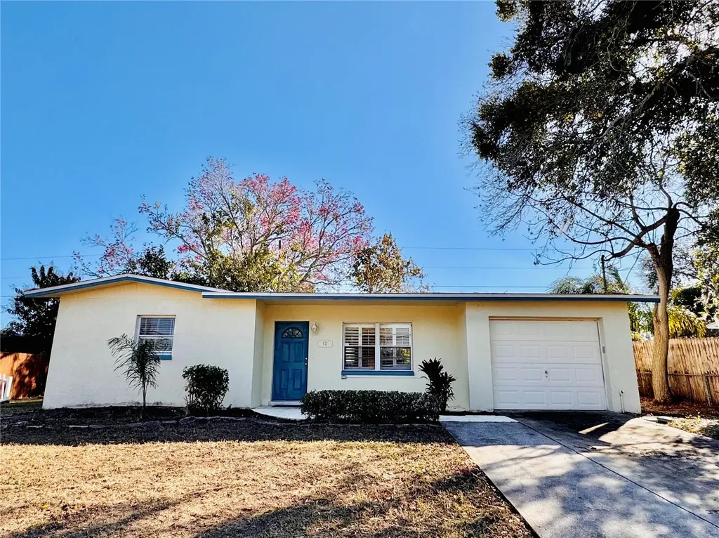 12 Lake Shore Drive Palm Harbor FL 34684