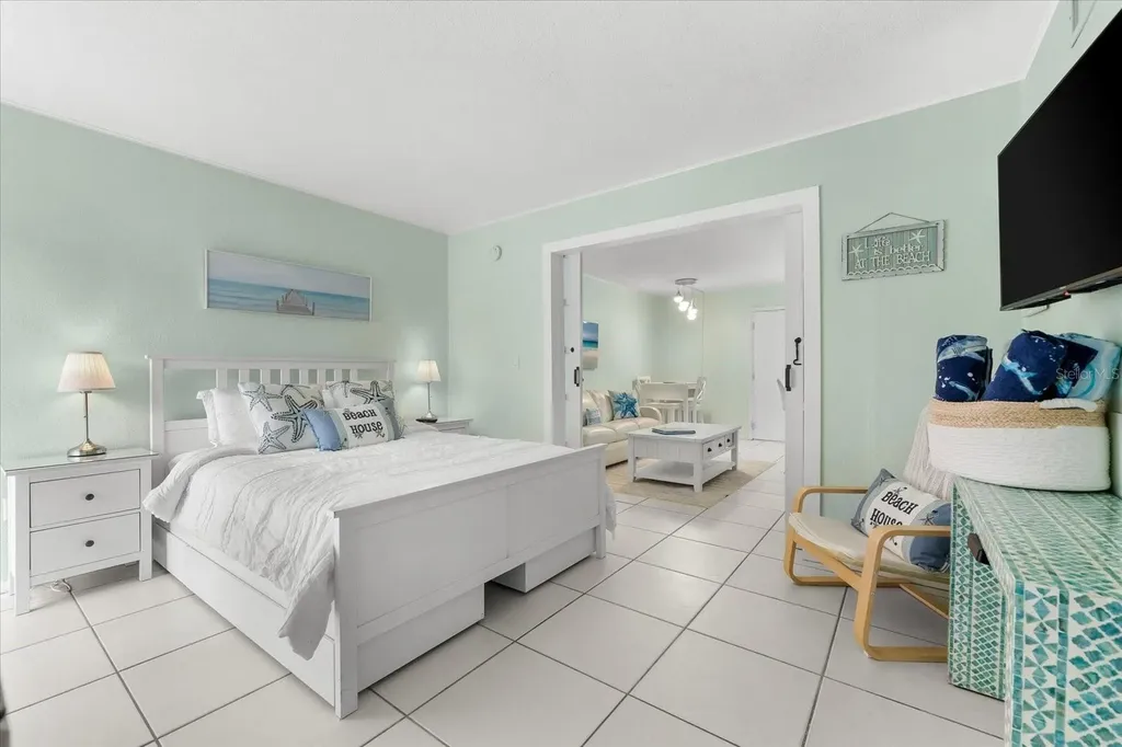 5955 Midnight Pass Road Sarasota FL 34242