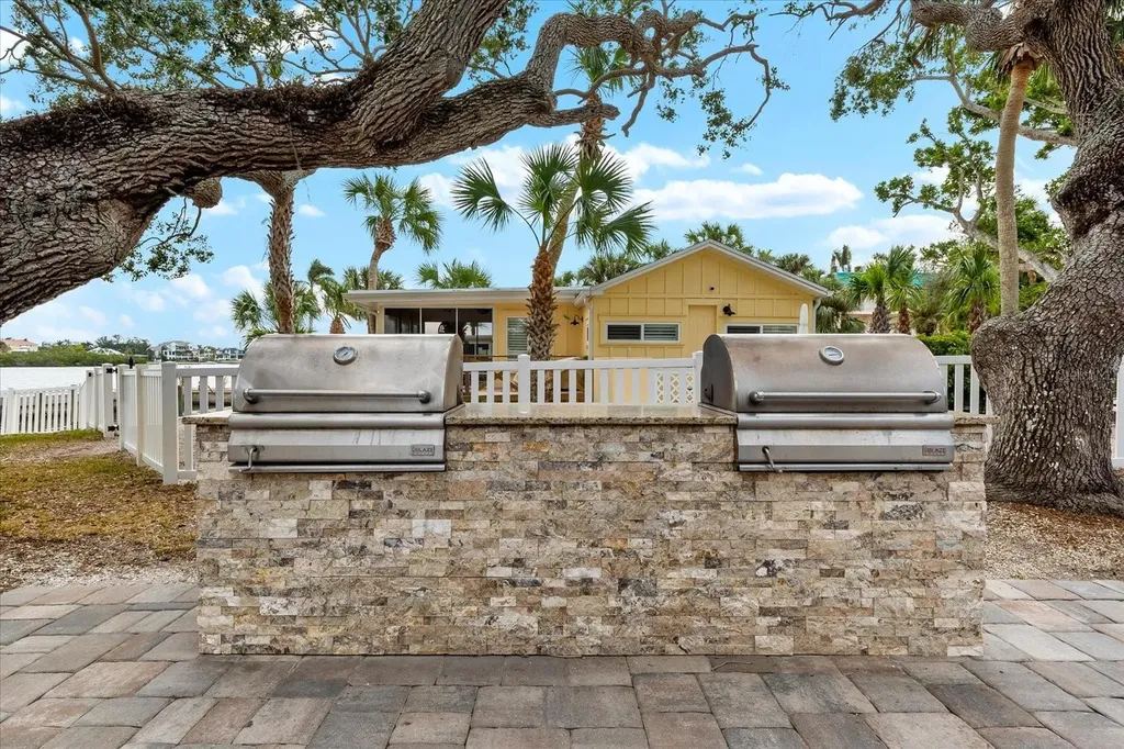5955 Midnight Pass Road Sarasota FL 34242