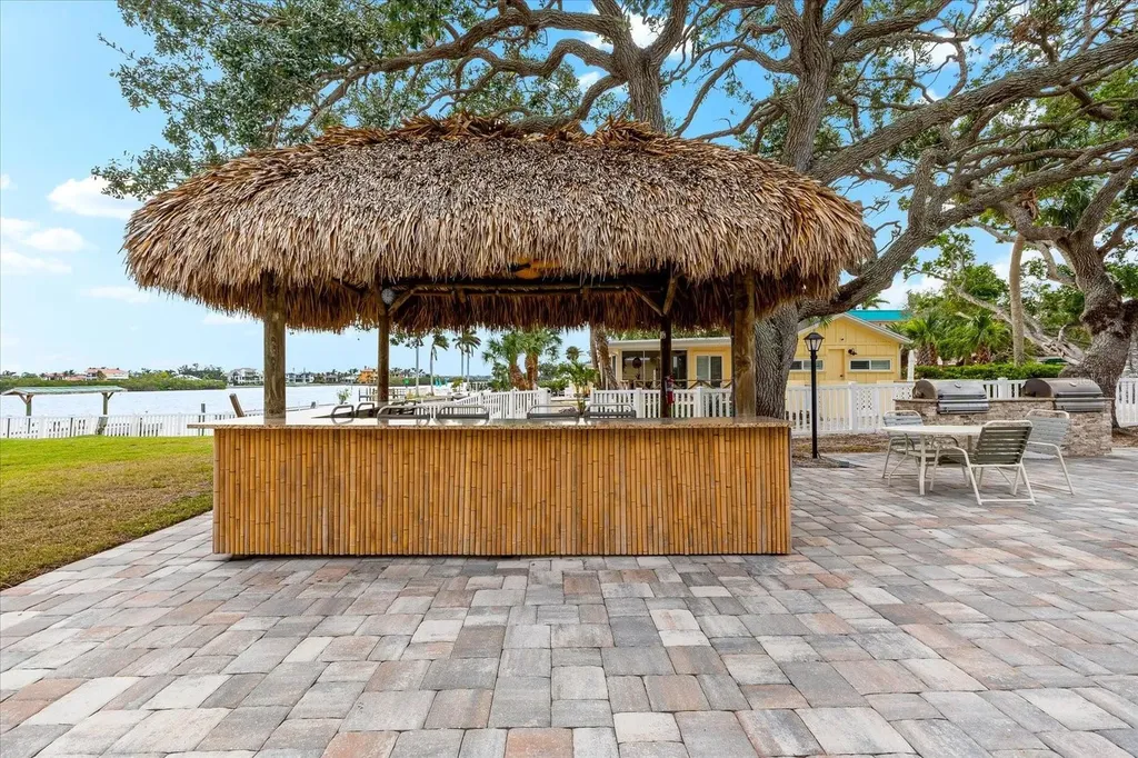 5955 Midnight Pass Road Sarasota FL 34242