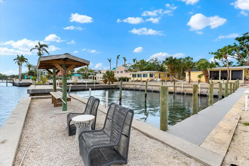 5955 Midnight Pass Road Sarasota FL 34242