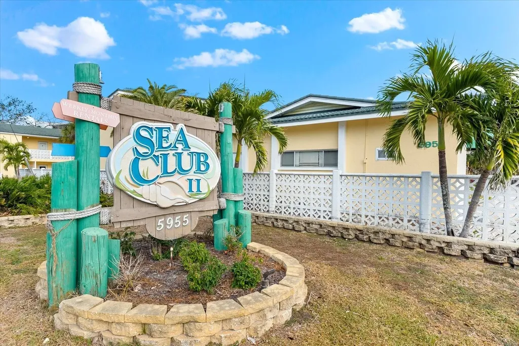 5955 Midnight Pass Road Sarasota FL 34242