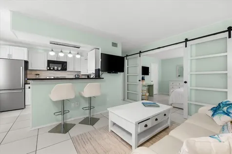 5955 Midnight Pass Road Sarasota FL 34242