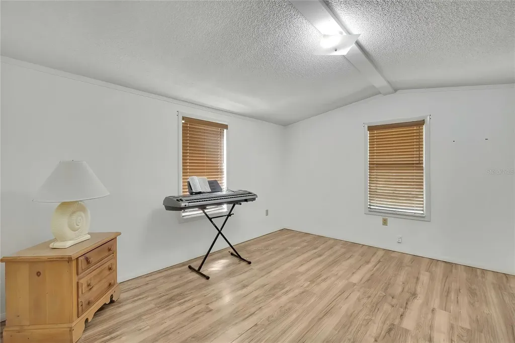 5700 N Silk Terrace Dunnellon FL 34433