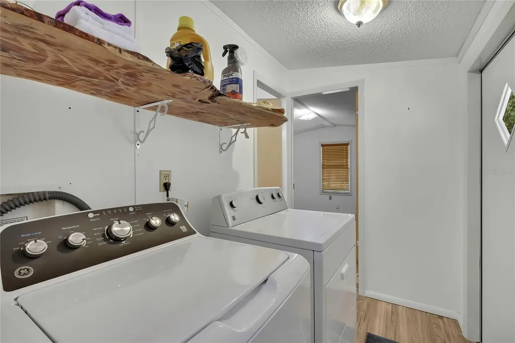 5700 N Silk Terrace Dunnellon FL 34433