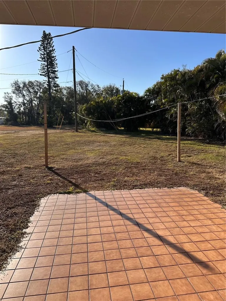 4607 7th Avenue W Bradenton FL 34209