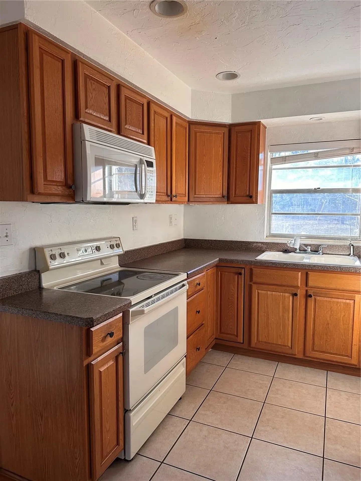 4607 7th Avenue W Bradenton FL 34209