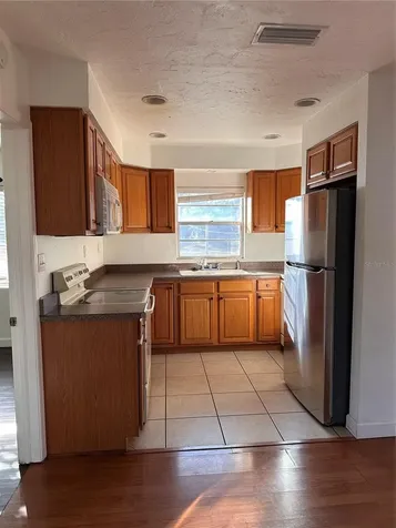 4607 7th Avenue W Bradenton FL 34209