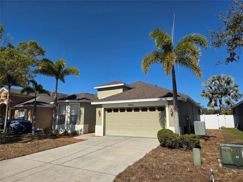 5202 72nd Street E Palmetto FL 34221
