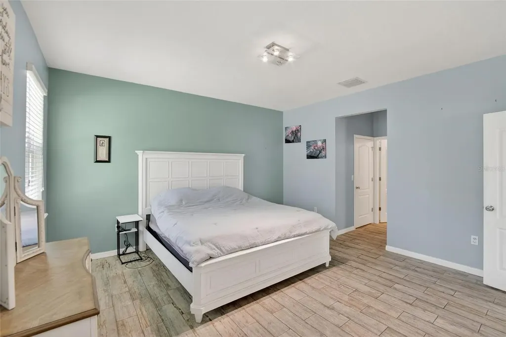 2819 Holly Bluff Court Plant City FL 33566