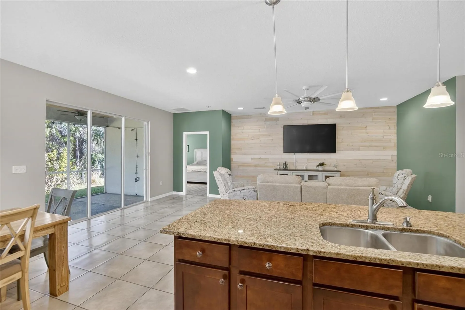 2819 Holly Bluff Court Plant City FL 33566