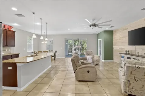 2819 Holly Bluff Court Plant City FL 33566