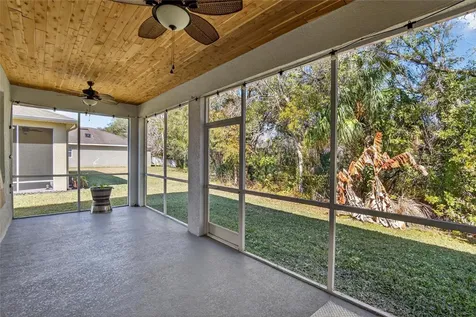 2819 Holly Bluff Court Plant City FL 33566
