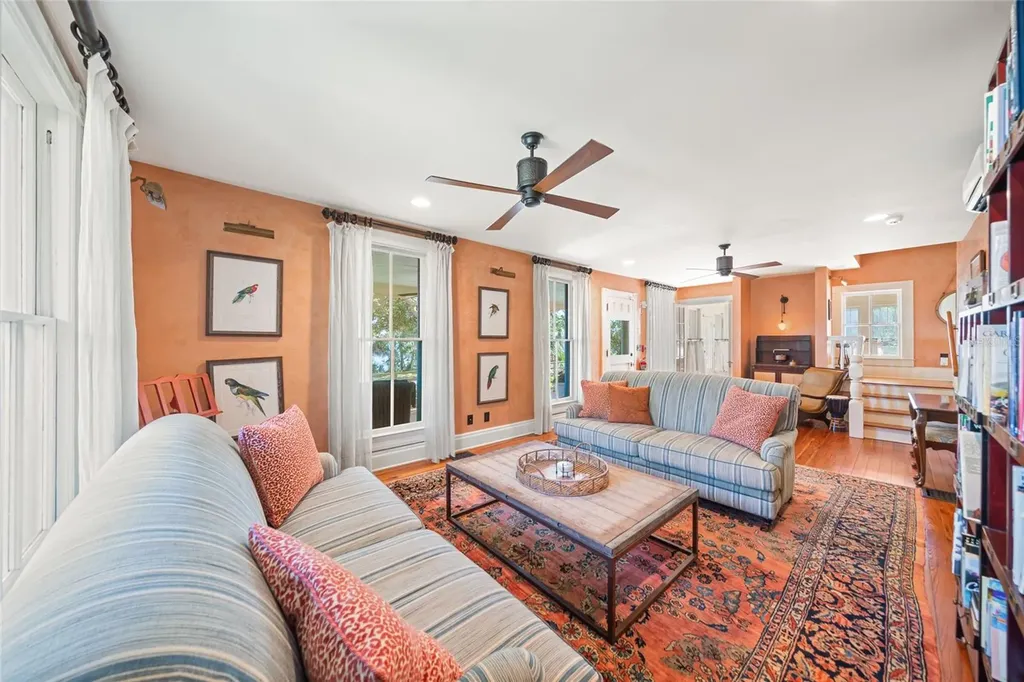 241 N Indian River Drive Cocoa FL 32922