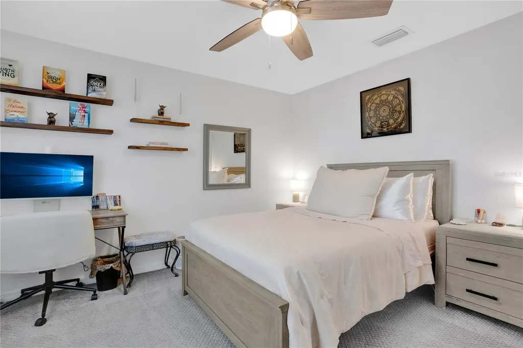 15823 High Bell Place Bradenton FL 34212