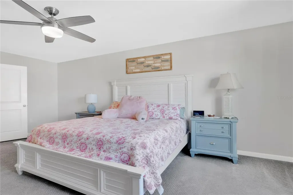 15823 High Bell Place Bradenton FL 34212