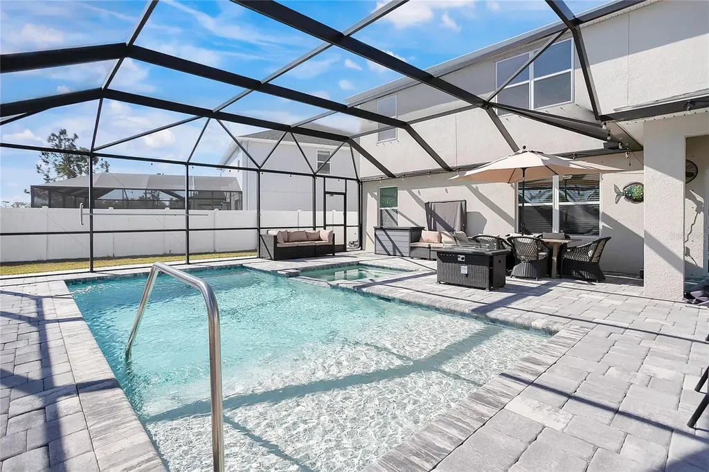 15823 High Bell Place Bradenton FL 34212